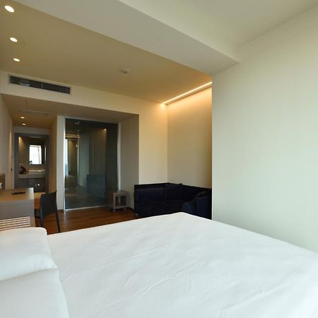 Hotel Le Roi วาราซเซ ภายนอก รูปภาพ
