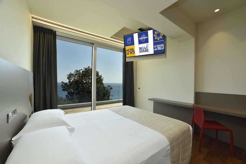 Hotel Le Roi วาราซเซ ภายนอก รูปภาพ